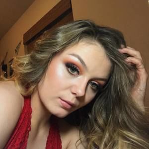 Meet your Posher, Kaila